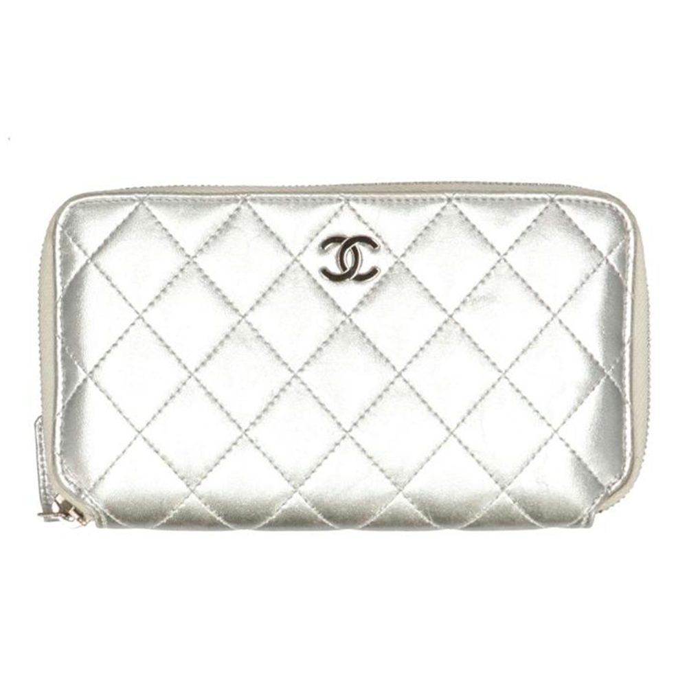 Chanel Matelasse Round Wallet Bag Black